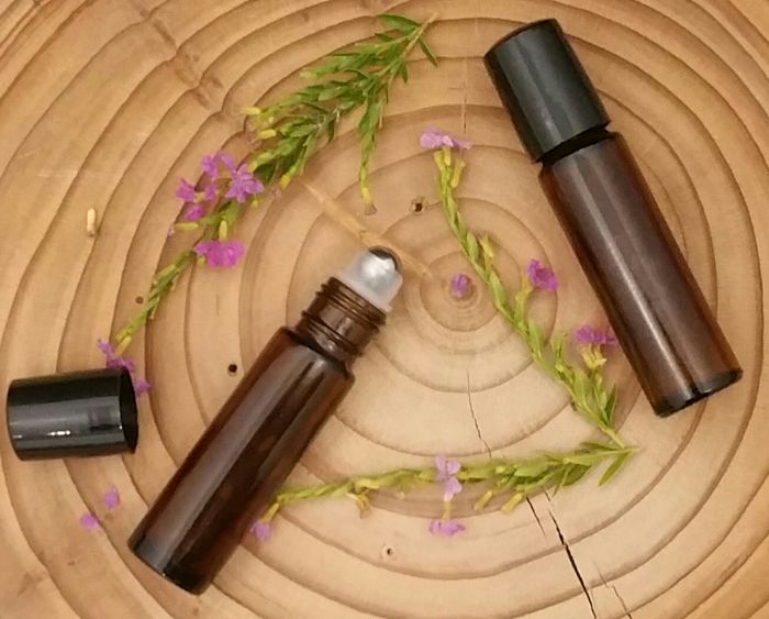 Amber Glass Roller bottle with Metal Ball